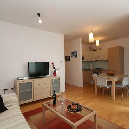 Apartment Vinci Pula